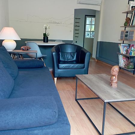 Bel Appartement Bord De Mer A St Cyr Sur Mer 생시르쉬르메르 외부 사진